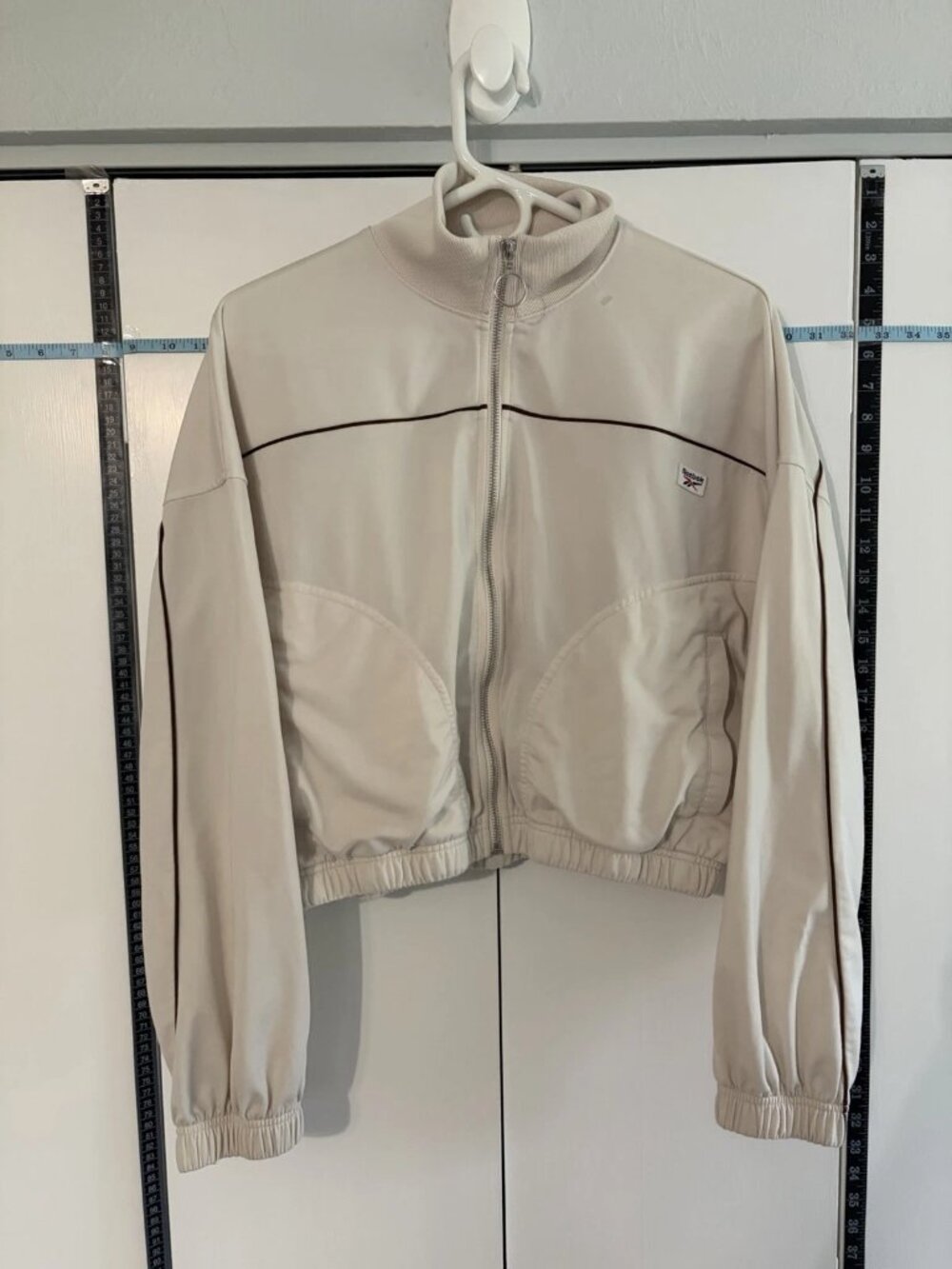 NWOT Reebok Classics Women's Cropped Track Jacket Bomber Large Off-White Beige